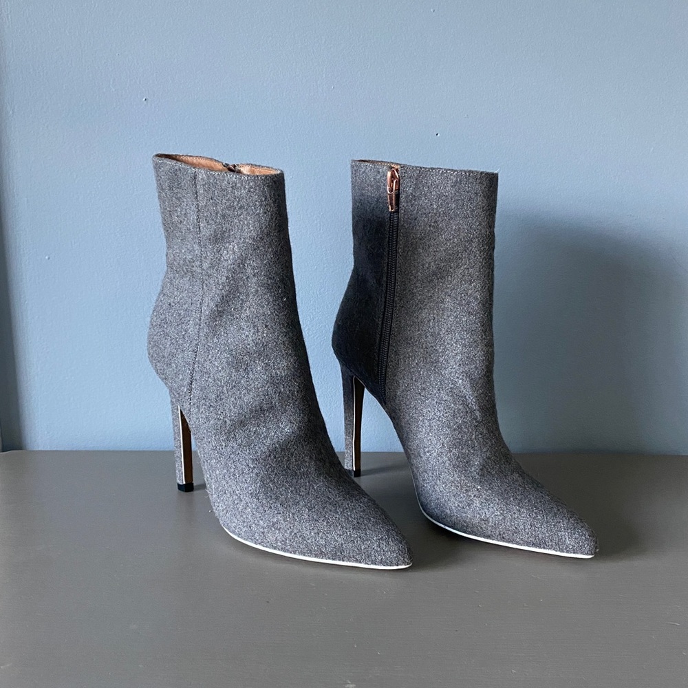 Grey textured stiletto booties